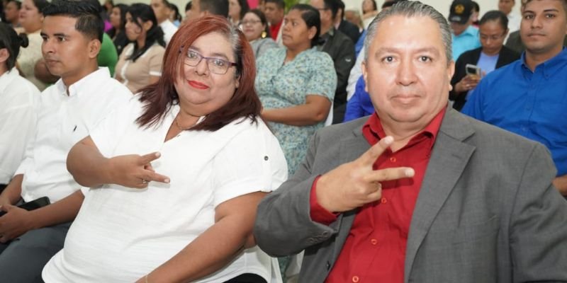 “Formar para transformar: historias de  orgullo y compromiso en la educación técnica”