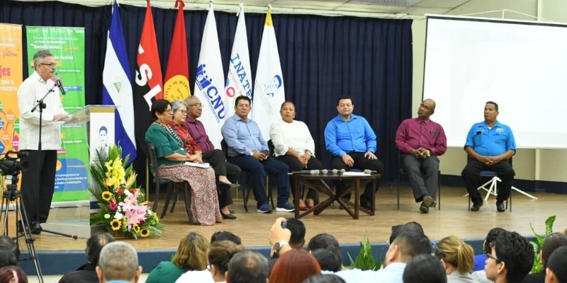 Desarrollan Panel para fortalecer la  Educación Intercultural en Nicaragua