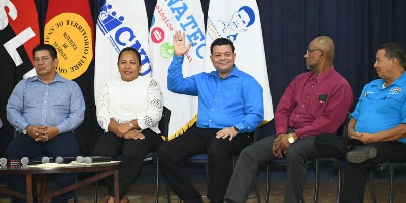 Desarrollan Panel para fortalecer la  Educación Intercultural en Nicaragua