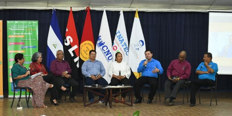 Desarrollan Panel para fortalecer la  Educación Intercultural en Nicaragua