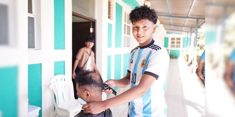 El Triunfo de una Madre Emprendedora en las Escuelas de  Oficios