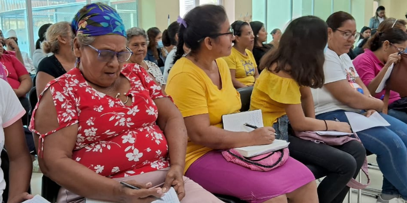 Encuentro de Intercambio con protagonistas del Programa Nacional Usura, Managua.