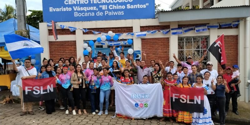 Jóvenes y adultos de Paiwas celebran el éxito de su Centro Tecnológico: “Un año de oportunidades”