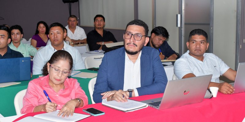 Programa de formación para más de dos mil maestros de educación de jóvenes y adultos