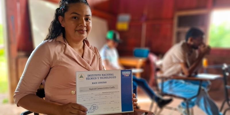 Programa Luz y Verdad en Nicaragua: Educación gratuita y oficios productivos que transforman vidas