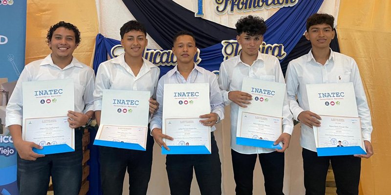 Celebran el éxito de 52 nuevos  Técnicos Profesionales en Chinandega