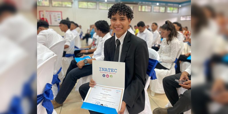 Celebran el éxito de 52 nuevos  Técnicos Profesionales en Chinandega
