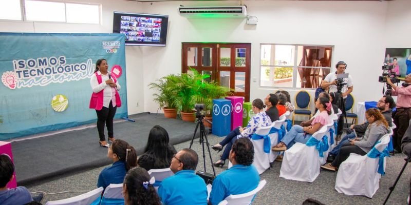 INATEC celebra la ardua labor docente con un plan especial de reconocimiento