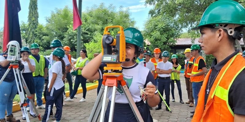 3 carreras técnicas disponibles en el Centro Tecnológico Hugo Chávez de Managua