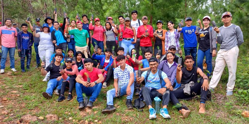 Comprometidos con el medio ambiente: Estudiantes Técnicos reforestan Reserva Natural Tomabú en Estelí