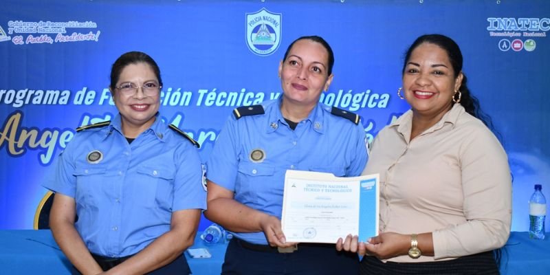 INATEC y Policía Nacional celebran II Promoción del Programa “Angelita Morales Avilés” e inician tercera edición 2025