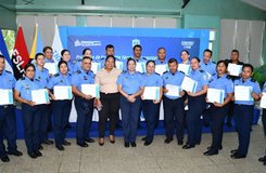 INATEC y Policía Nacional celebran la segunda promoción del Programa Técnico “Angelita Morales Avilés” con 455 oficiales graduados