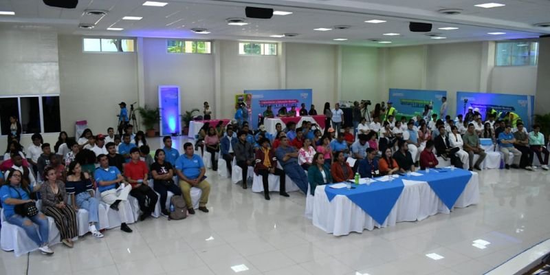 Celebran el Segundo Festival Nacional de  Talento Bilingües de la Educación Técnica