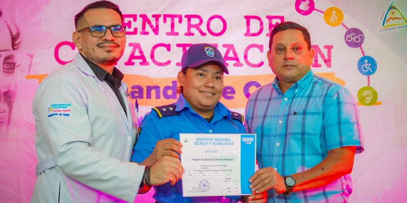 Más de 500 Servidores Públicos Certificados en Cursos de Inclusión y Braille en Nicaragua