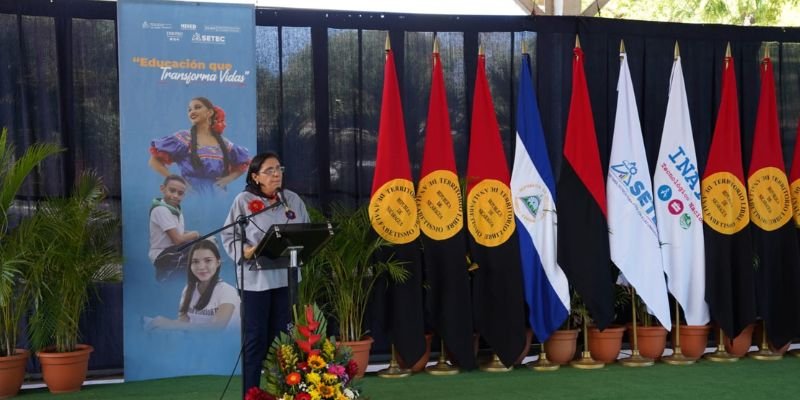 Sistema Educativo inicia jornada conmemorativa de la Cruzada Nacional de Alfabetización