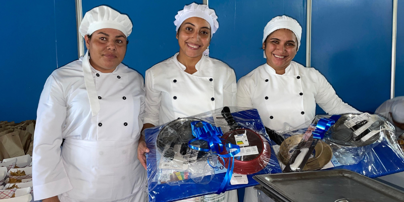 Talleres gastronómicos creativos, saludables y sostenibles bajo el lema: “Nutriendo al estudiante y cuidando nuestro planeta”