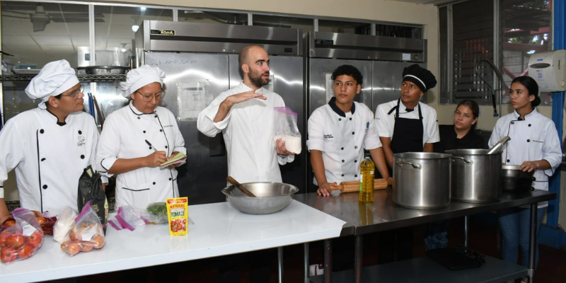Taller de Gastronomía Italiana en Matagalpa