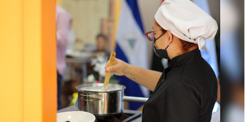 Taller de Sabores y Colores Nicas Centro Tecnológico de Hotelería y Turismo Nelly Flor de Pino en Managua